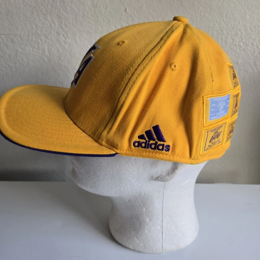 Adidas LA Lakers 16 X World Champions Patches Hat Men's L/XL Yellow‎ Gold NBA